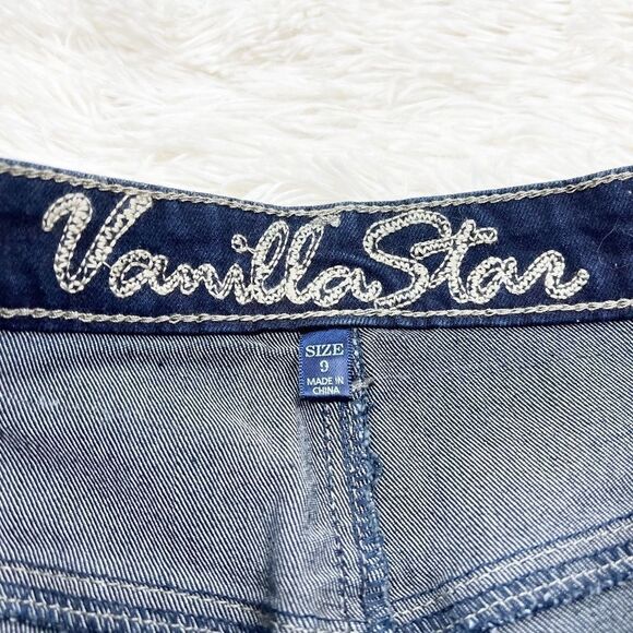 Vanilla Star Dark Wash High Waisted Jean Shorts Size 9 - Picture 7 of 9